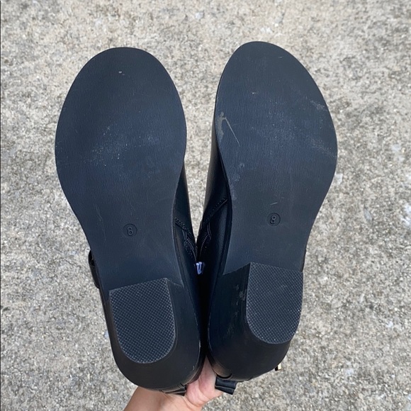 ⬇️🎉❗️Gold buckle booties❤️ - Picture 5 of 6